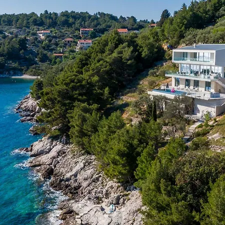 Apartment Style And Sea Vela Luka
