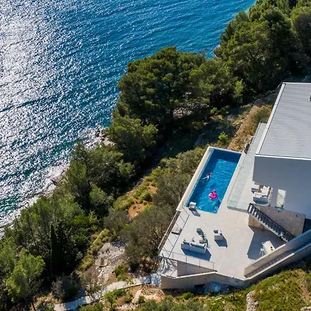 Style And Sea Vela Luka